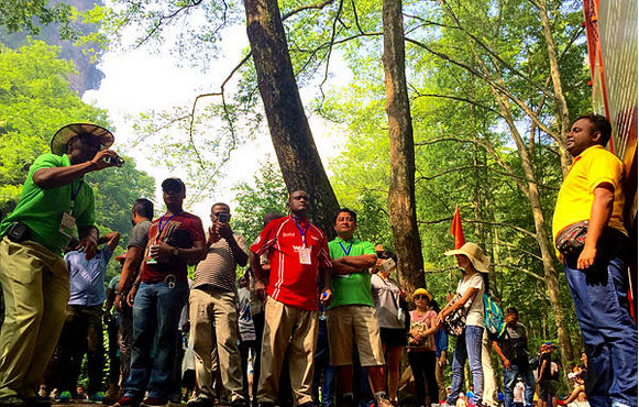 Wulingyuan, the core scenic spot in Zhangjiajie, welcomes the largest African tourist group