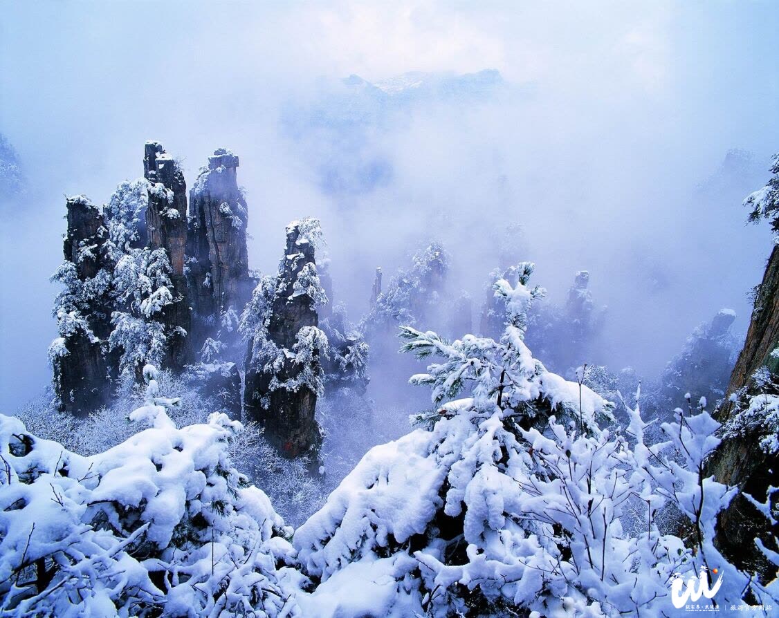 Wulingyuan, the core scenic spot in Zhangjiajie, welcomes its first winter snow (Photos)